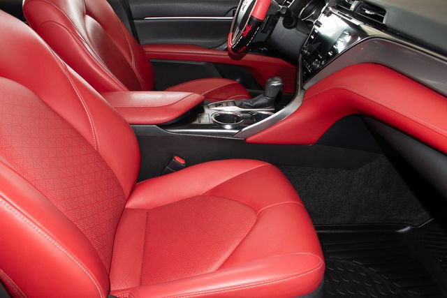Used 2019 Toyota Camry XSE FWD image 10