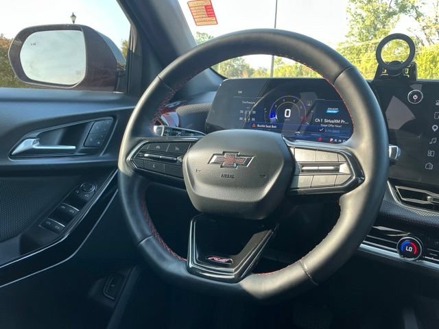 Used 2025 Chevrolet Equinox RS w/ Safety and Technology Package FWD image 22