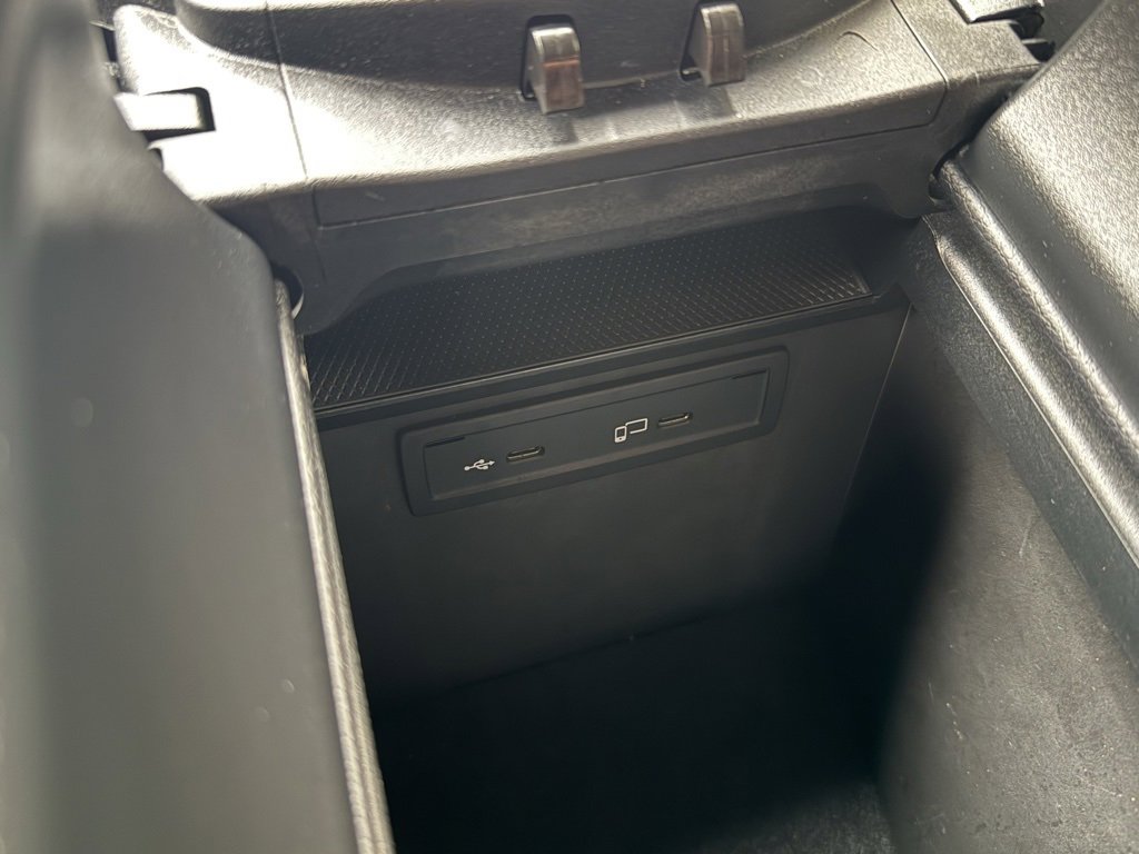 Used 2021 Mercedes-Benz GLC 300 4MATIC image 27