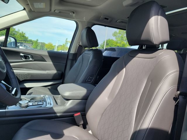 New 2026 Kia Carnival SX FWD image 14