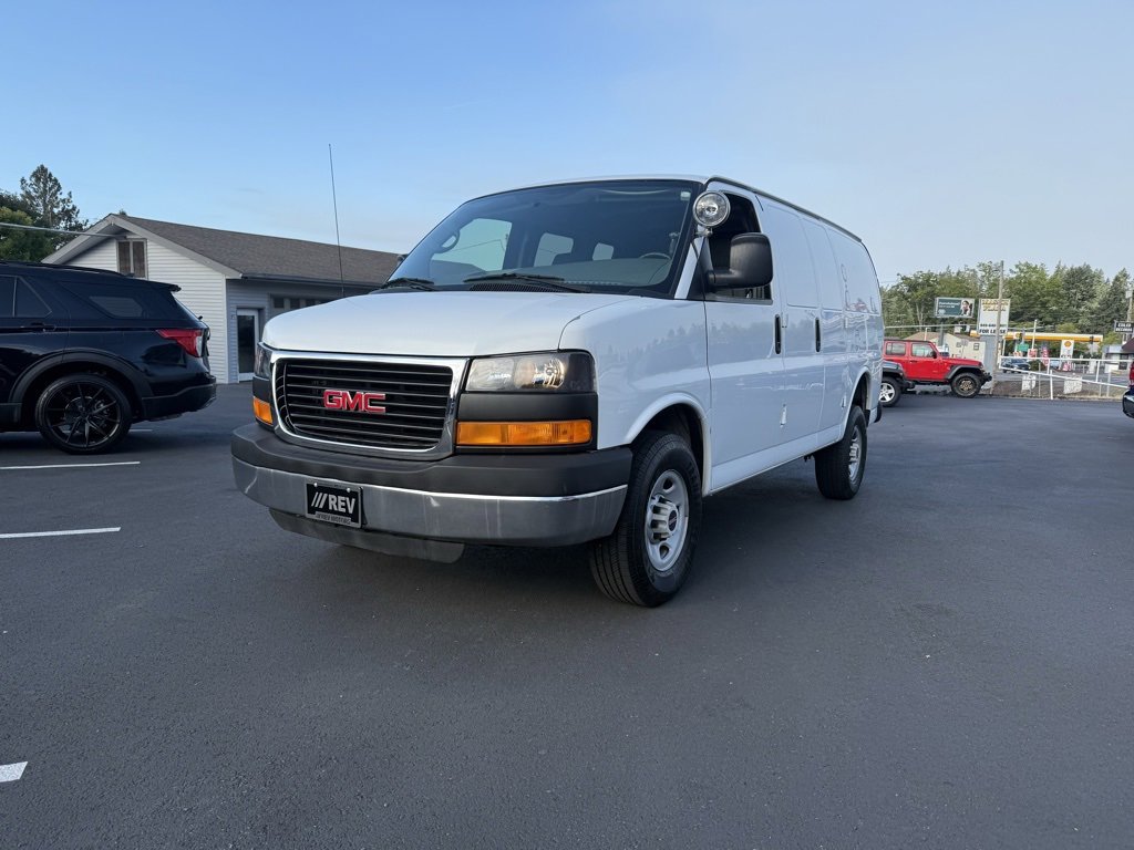 Used 2008 GMC Savana 3500 w/ Power Package