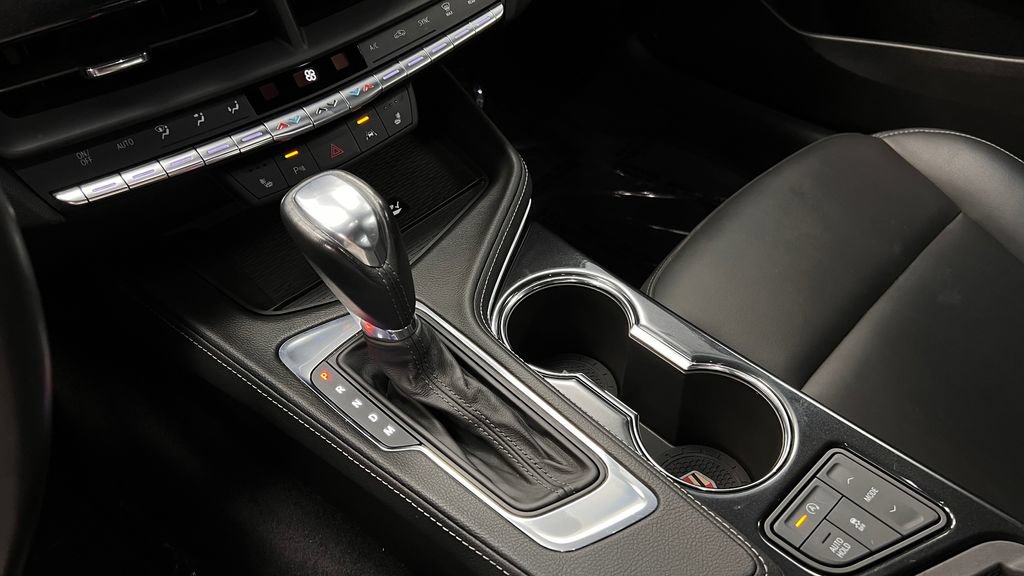 Used 2023 Cadillac CT4 Luxury w/ Cold Weather Package RWD image 10