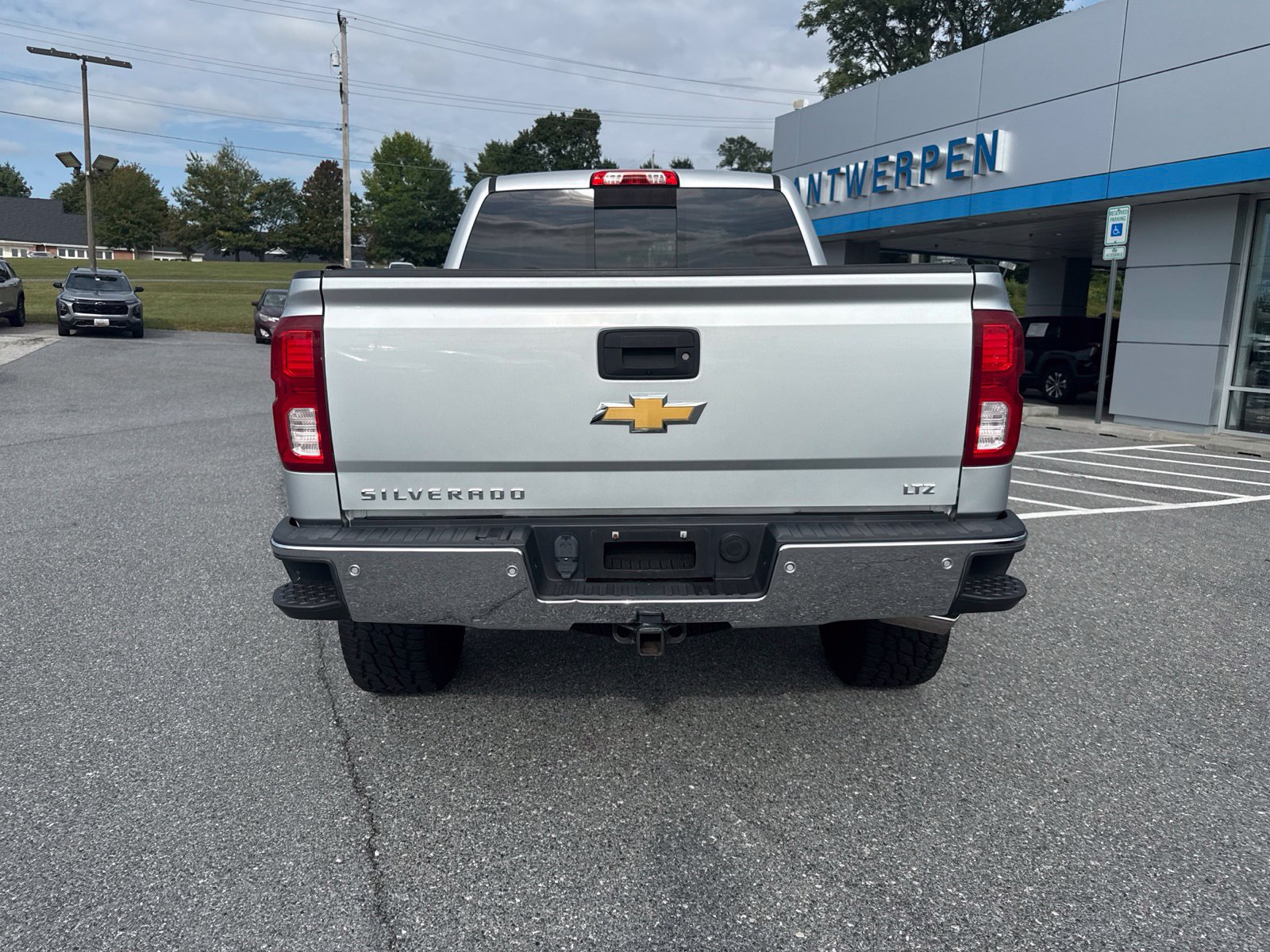 Used 2016 Chevrolet Silverado 1500 LTZ w/ Sport Package AWD/4WD image 7