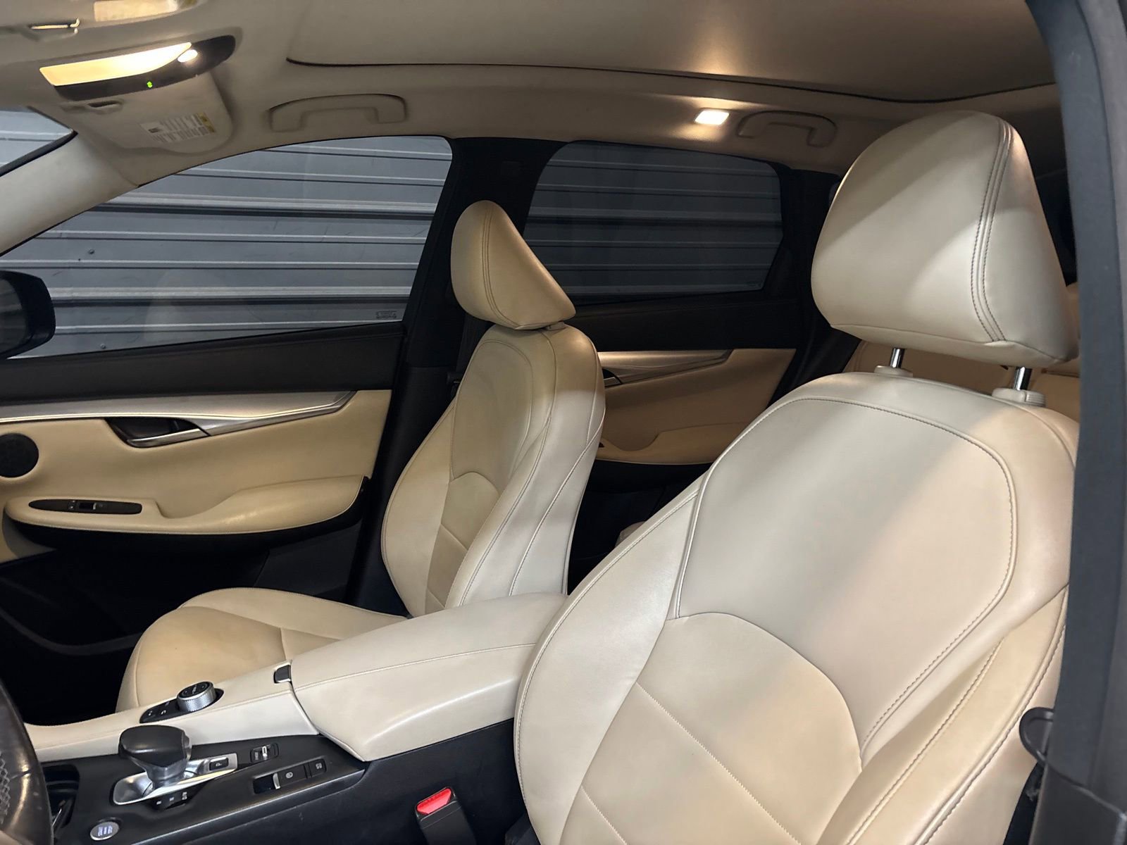 Used 2021 INFINITI QX50 Luxe image 9