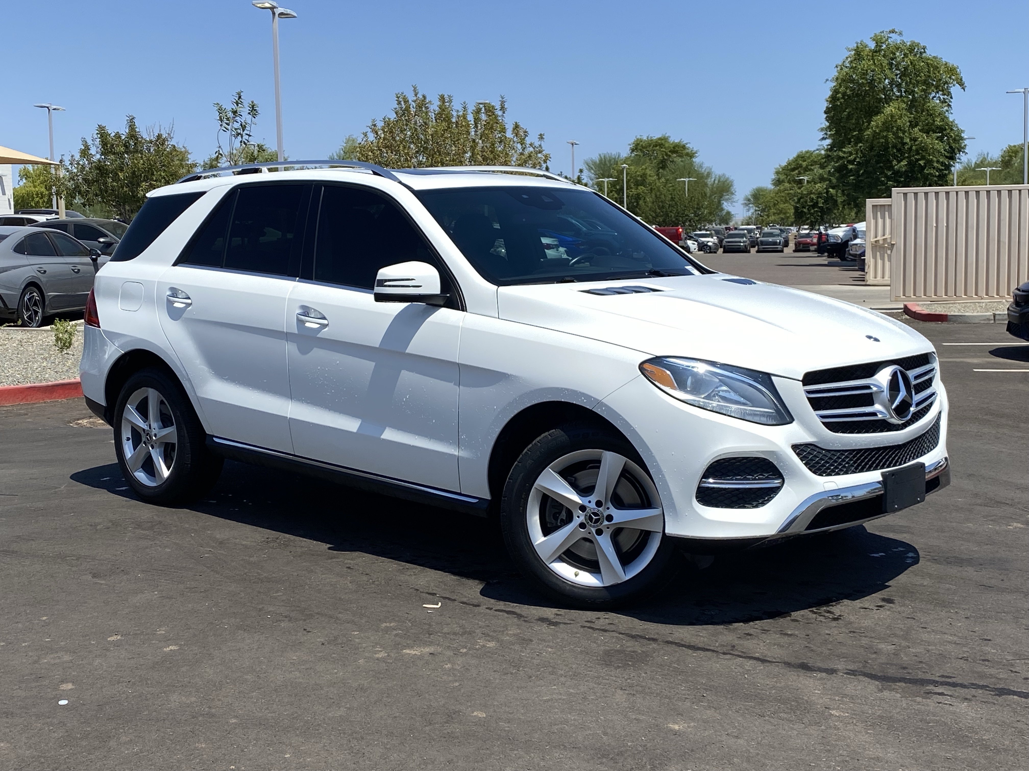 Used 2019 Mercedes-Benz GLE 400 4MATIC image 35