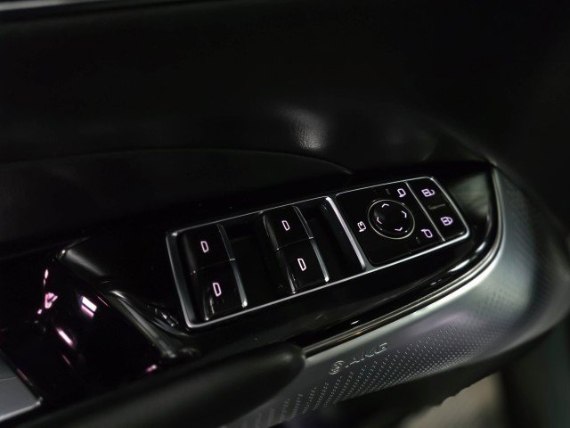 Used 2025 Cadillac Lyriq Luxury w/ LPO, Floor Liner Package image 33