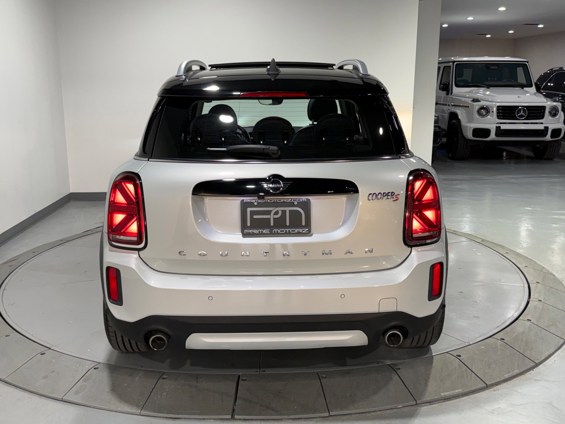 Used 2023 MINI Cooper Countryman S w/ Signature Upholstery Package image 12