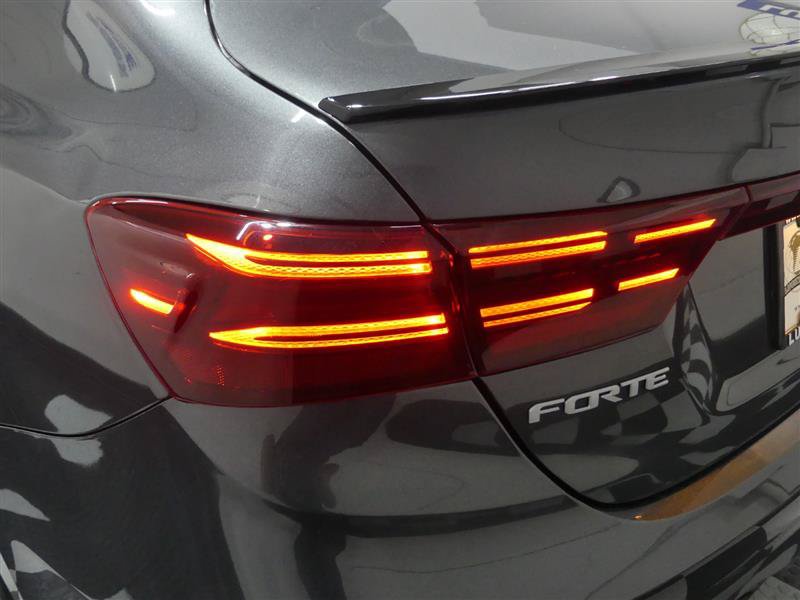 Used 2023 Kia Forte GT-Line w/ GT-Line Premium Package FWD image 16