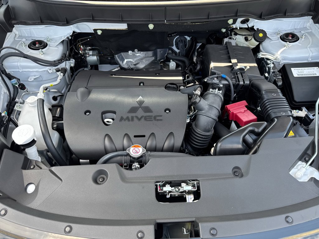 New 2027 Mitsubishi Outlander Sport SE FWD image 44