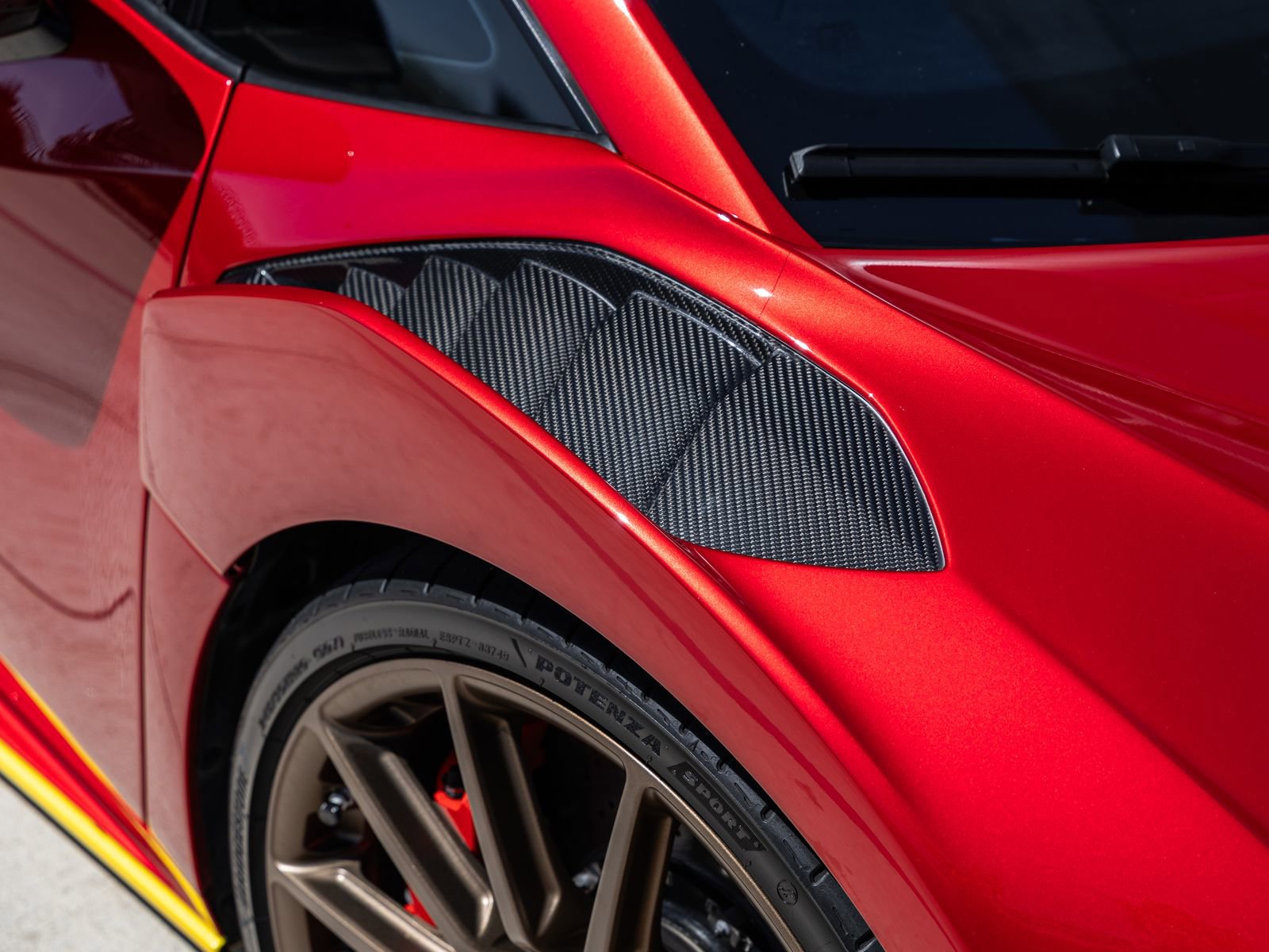 Used 2022 Lamborghini Huracan STO image 29