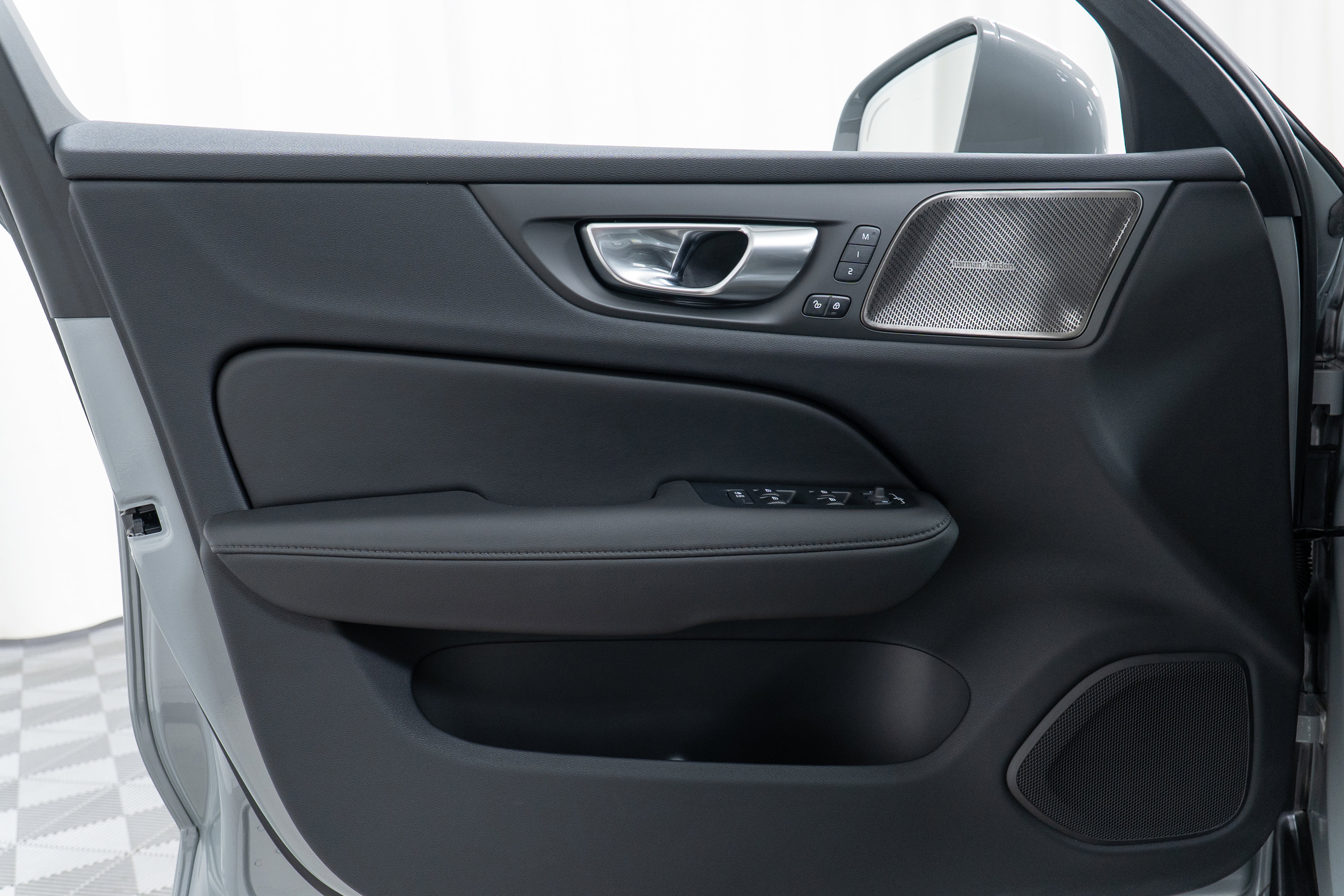 New 2026 Volvo V60 B5 Cross Country Plus w/ Climate Package image 11