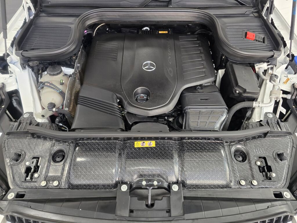 Used 2024 Mercedes-Benz GLE 450 4MATIC image 10