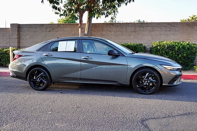 Certified 2026 Hyundai Elantra Sport FWD image 7