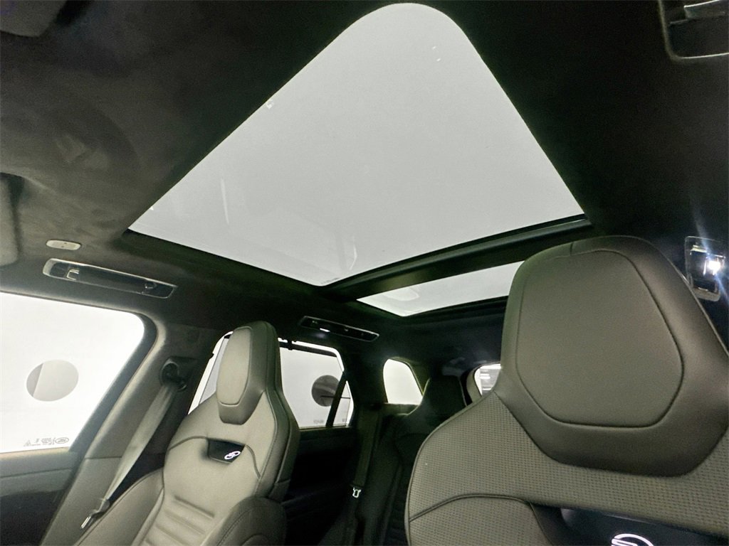 New 2026 Land Rover Range Rover Sport SV image 21