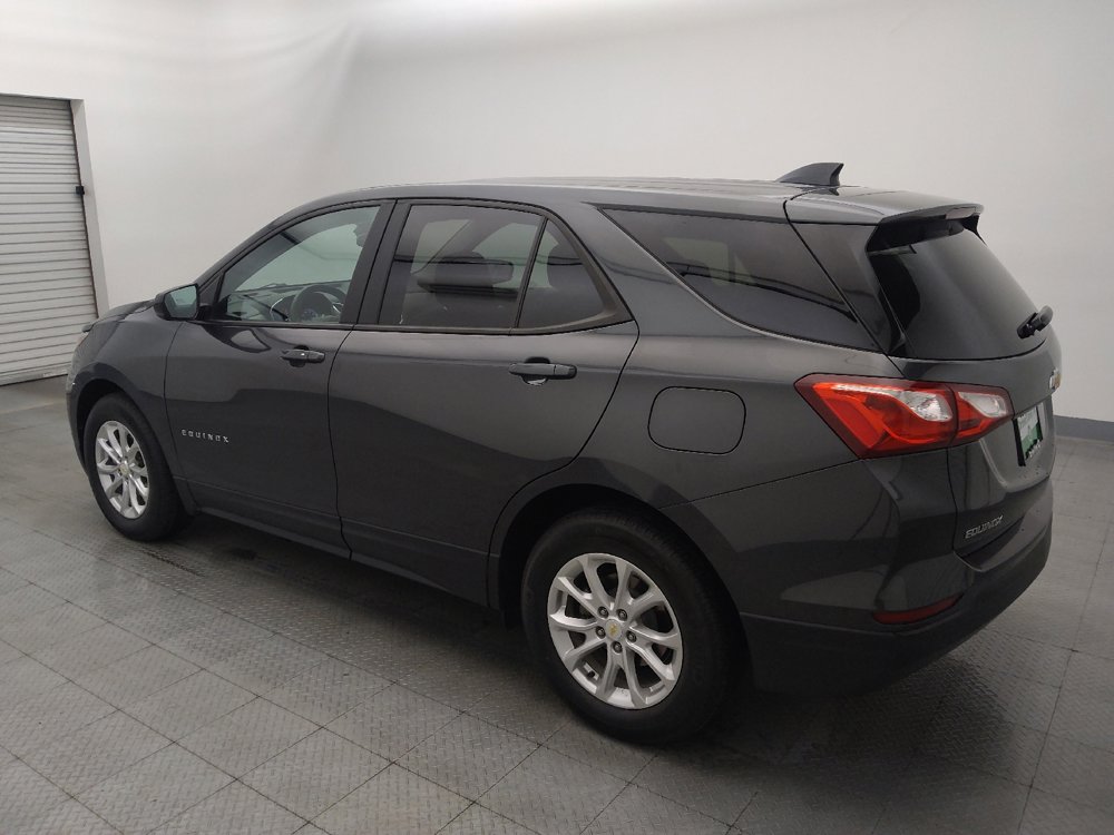 Used 2021 Chevrolet Equinox LS w/ LS Convenience Package FWD image 3