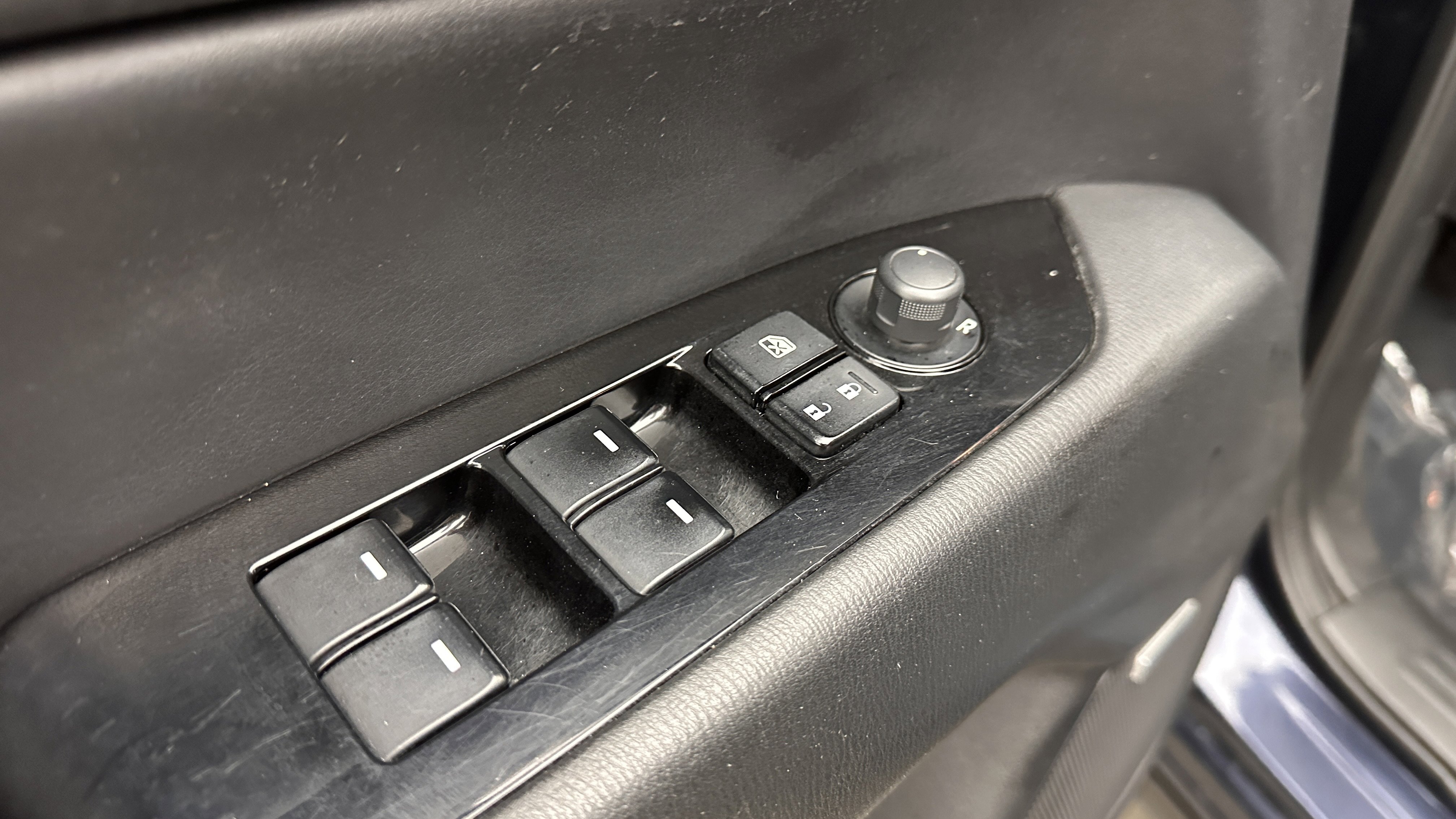 Used 2018 MAZDA CX-5 Touring w/ Preferred Equipment Package image 11