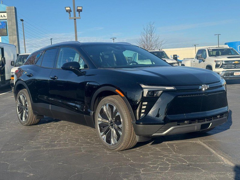 New 2026 Chevrolet Blazer EV LT w/ Super Cruise Package FWD image 2
