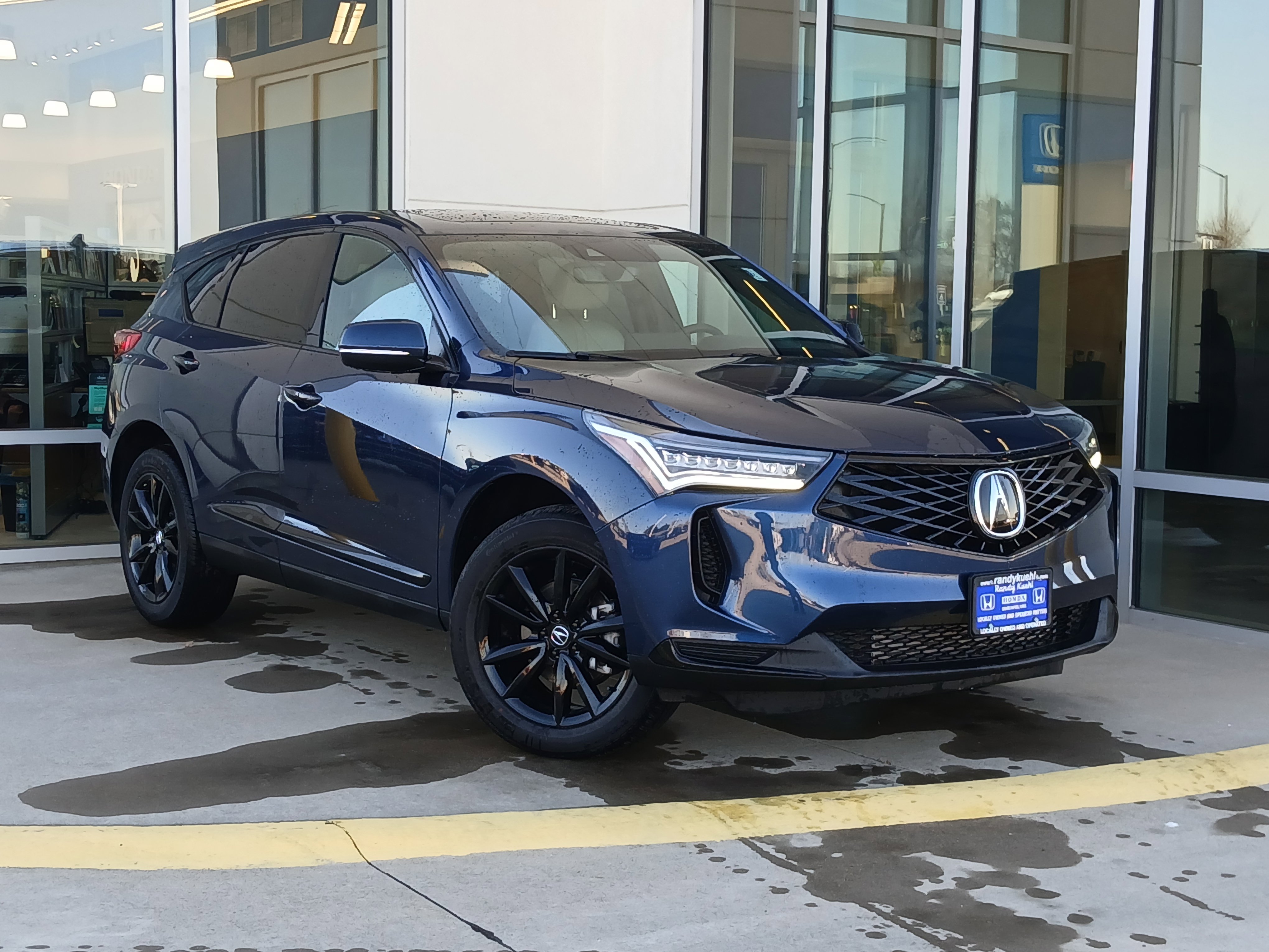 Used 2025 Acura RDX SH-AWD image 1