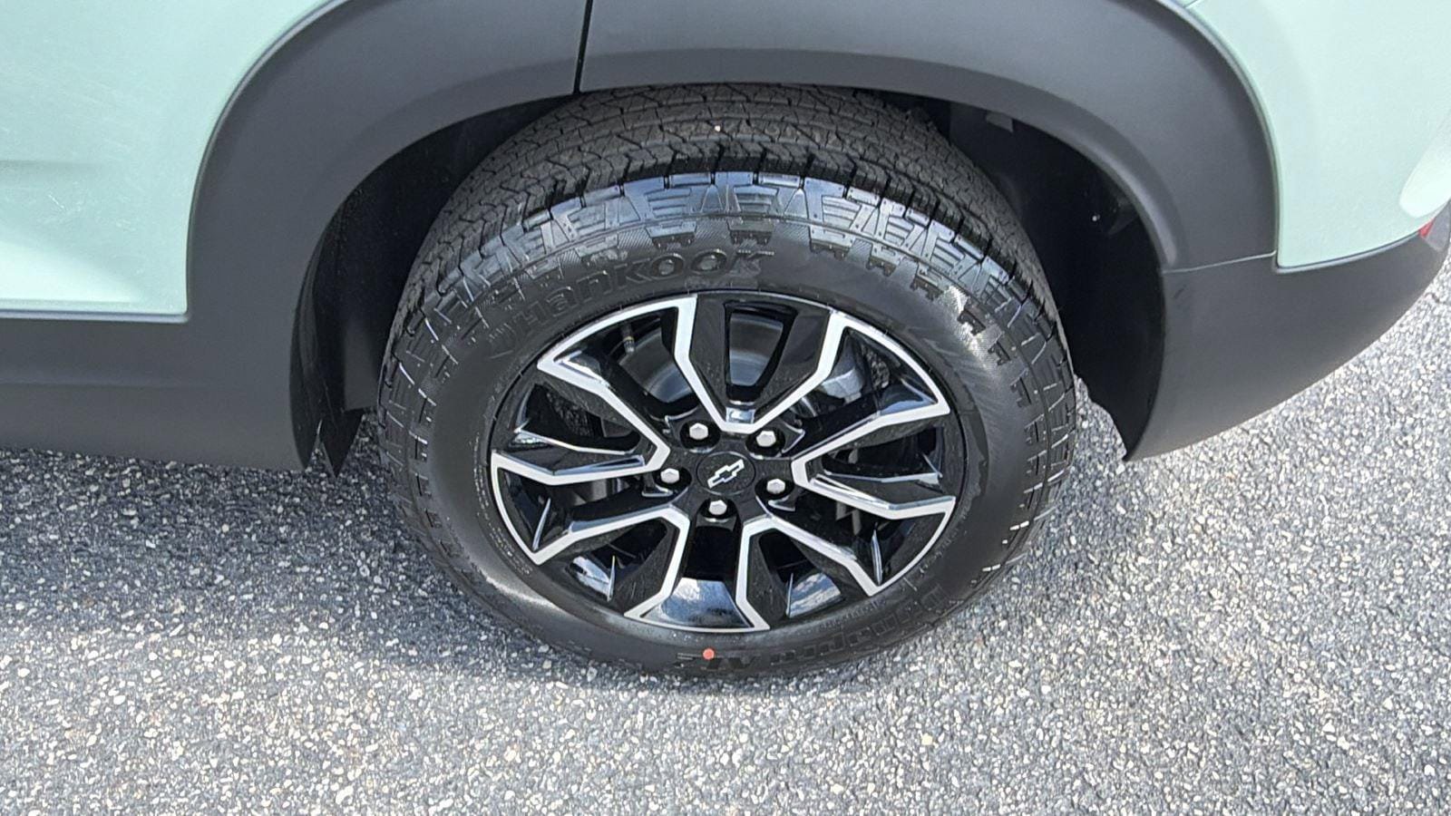 New 2026 Chevrolet TrailBlazer ACTIV w/ Convenience Package FWD image 9