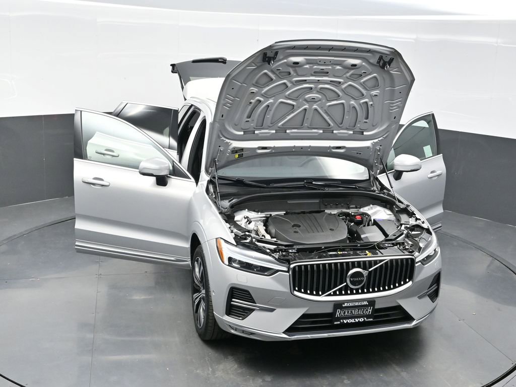 Used 2023 Volvo XC60 B5 Plus w/ Climate Package image 33