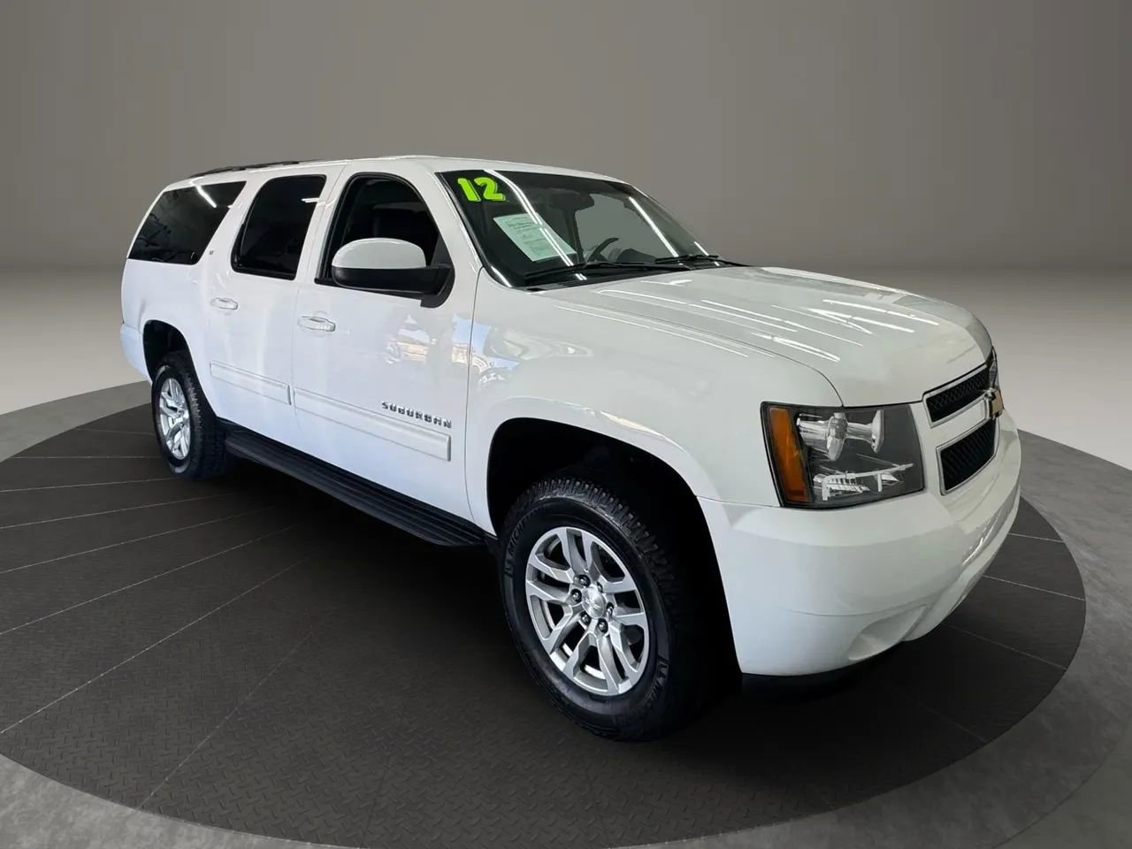 Used 2012 Chevrolet Suburban LT image 14