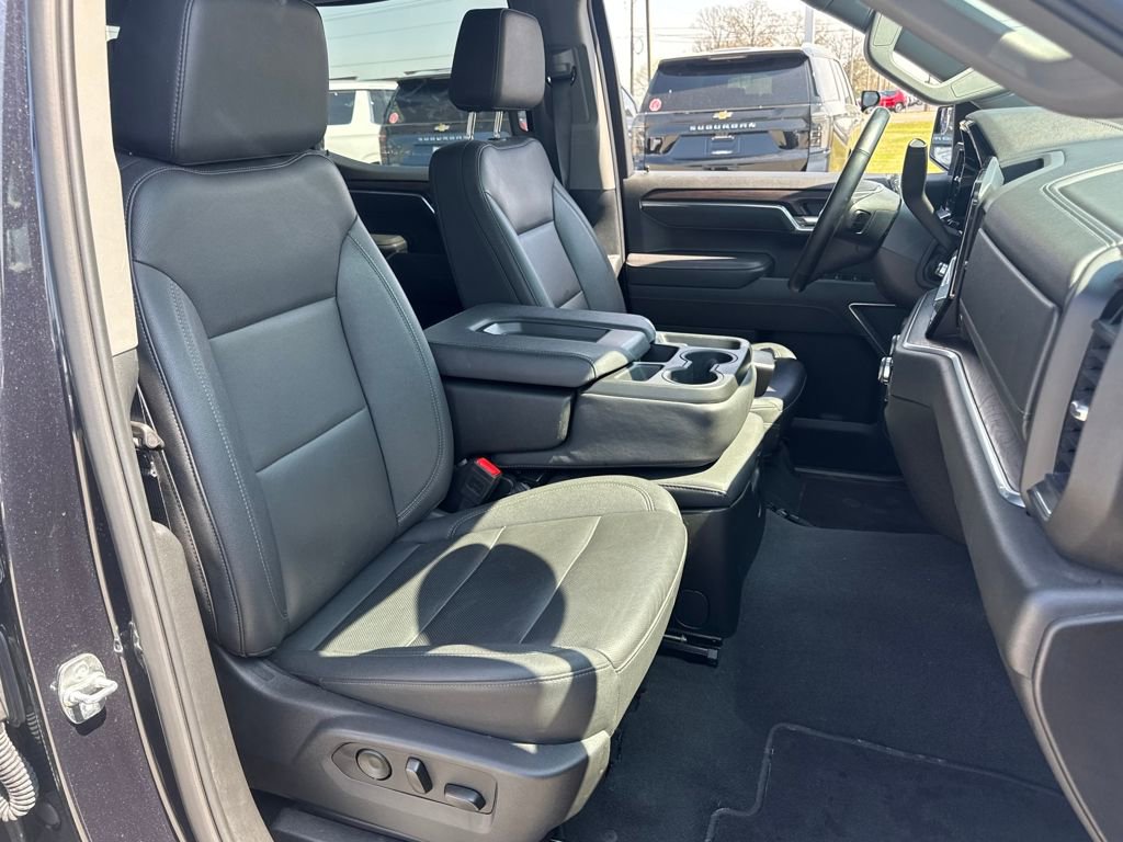 Used 2025 GMC Sierra 1500 SLT image 15