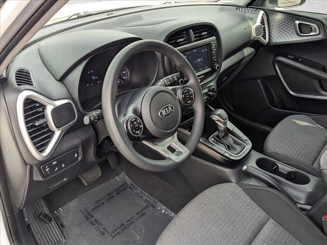 Used 2020 Kia Soul S FWD image 10