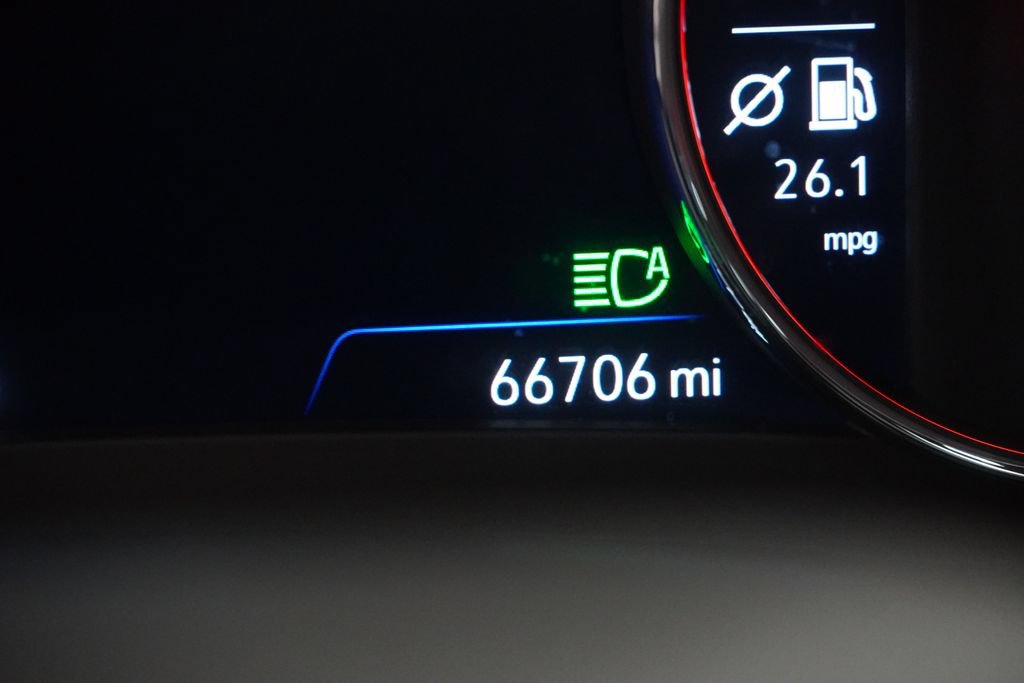 Used 2023 Chevrolet Malibu LT w/ Driver Confidence Package FWD image 9