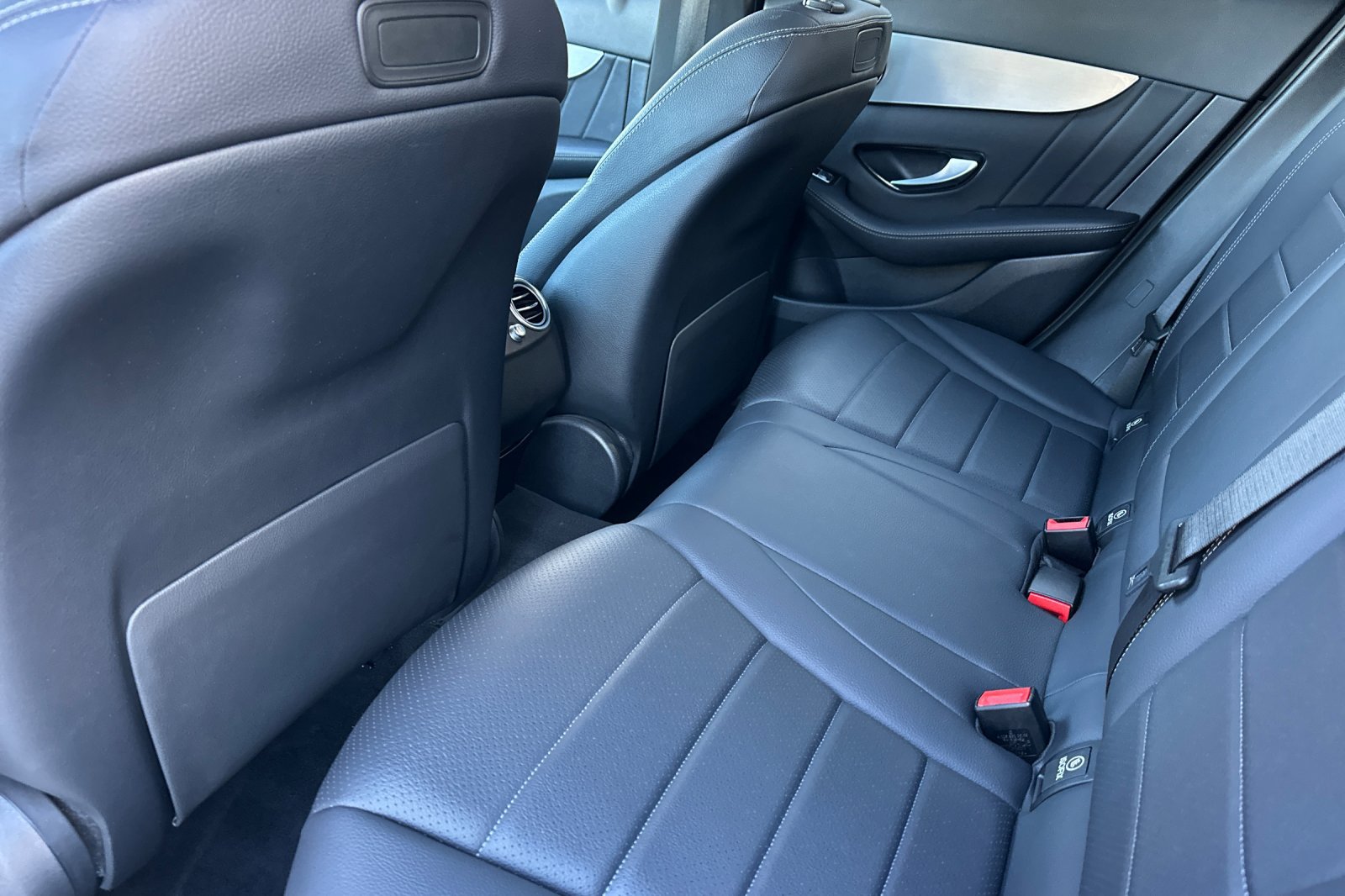 Used 2019 Mercedes-Benz GLC 300 4MATIC image 12