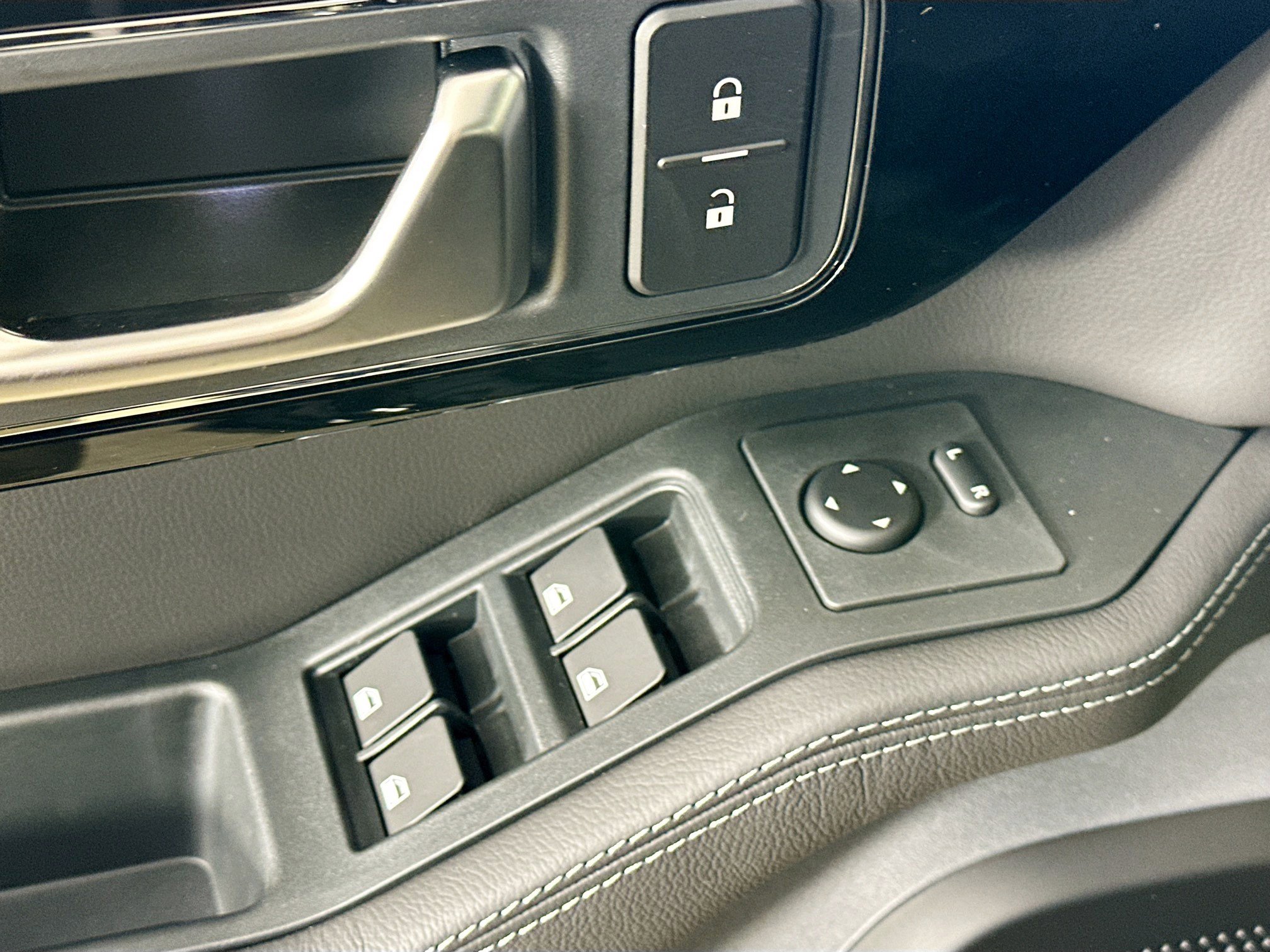 New 2026 INEOS Grenadier Fieldmaster Edition image 18