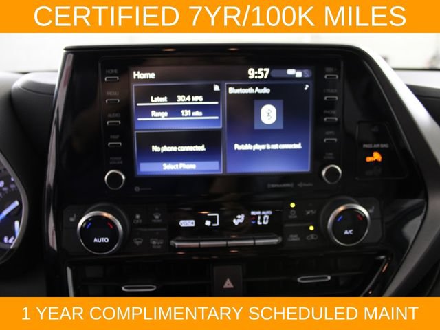Used 2022 Toyota Highlander XLE AWD/4WD image 26