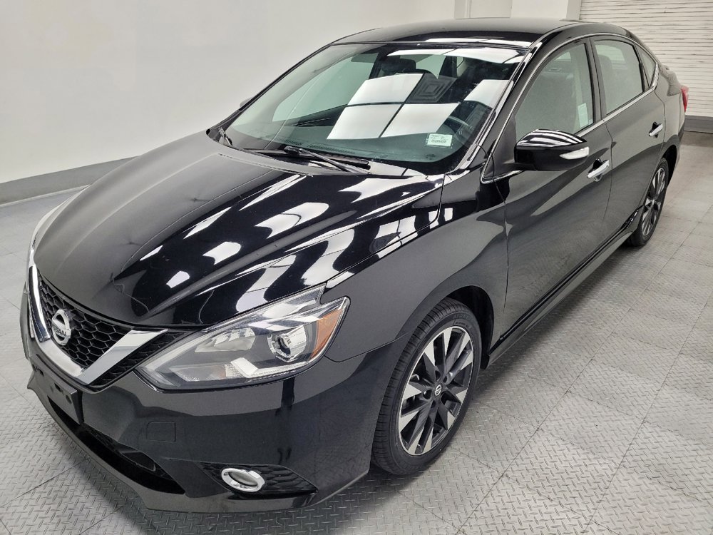 Used 2019 Nissan Sentra SR FWD image 2