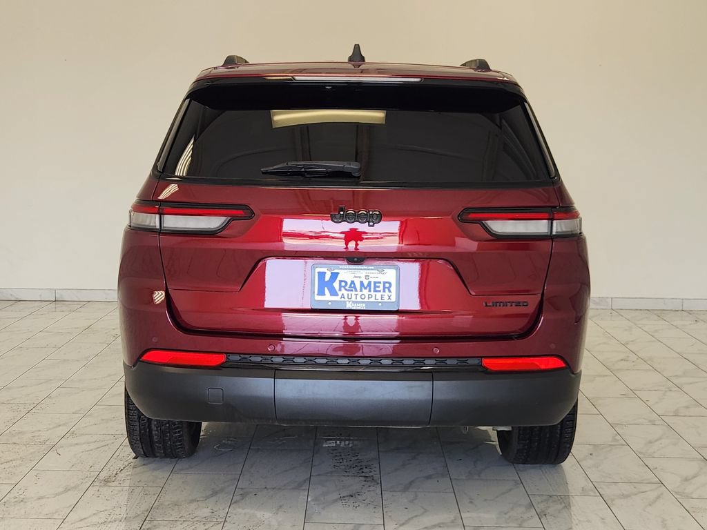 Used 2025 Jeep Grand Cherokee L Limited w/ Black Appearance Package RWD image 6