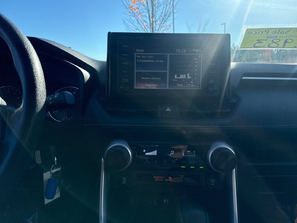 Used 2019 Toyota RAV4 LE w/ All Weather Liner Package AWD/4WD image 24