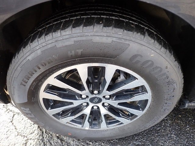 Used 2025 Ford Expedition Max Platinum image 12