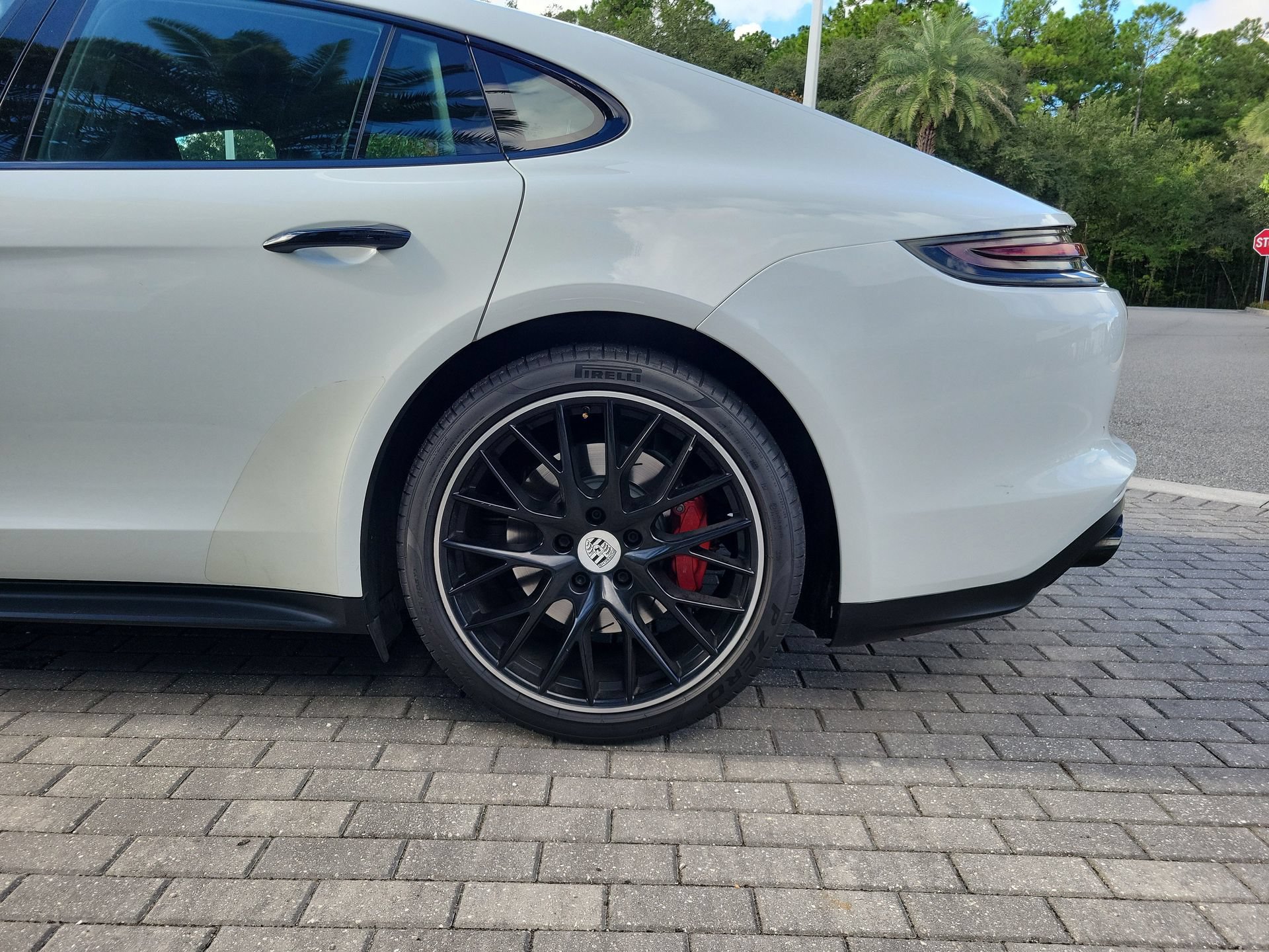 Used 2019 Porsche Panamera GTS AWD/4WD image 7