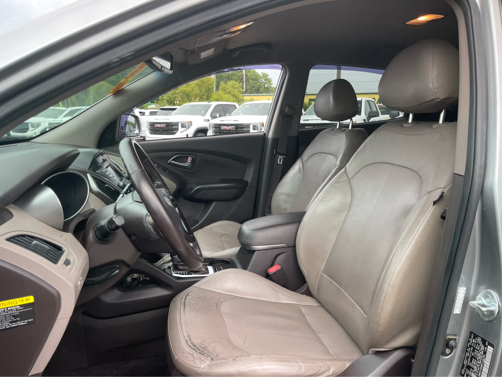 Used 2015 Hyundai Tucson Limited FWD image 12