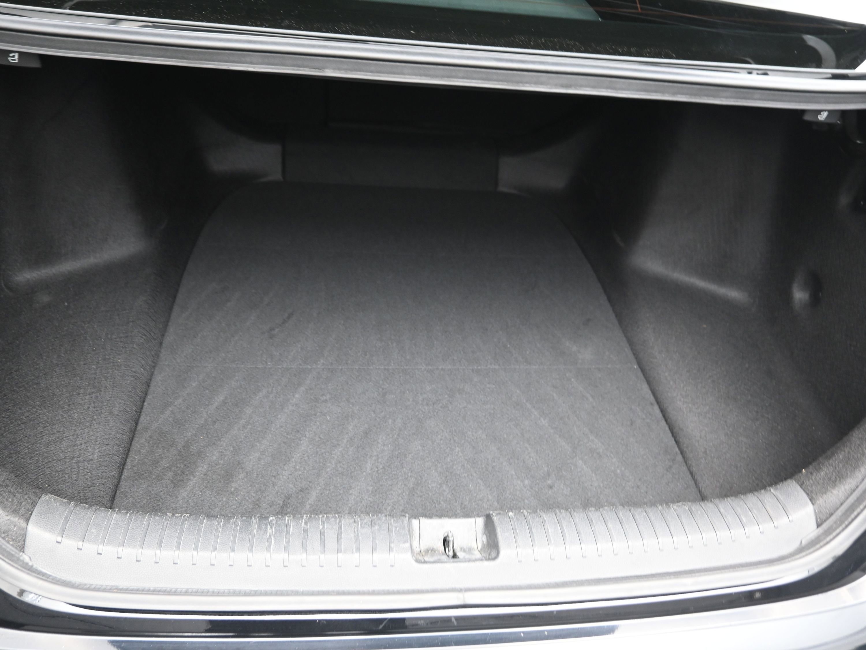 Used 2023 Honda Accord Sport image 13