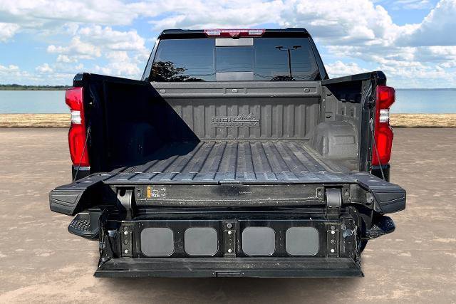 Used 2022 Chevrolet Silverado 1500 High Country w/ Technology Package image 7