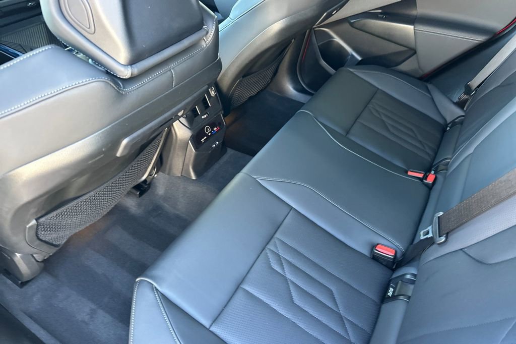 Used 2025 BMW X3 M50 w/ Premium Package AWD/4WD image 12