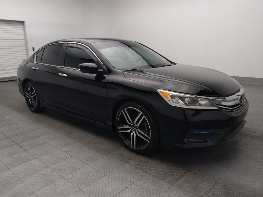 Used 2017 Honda Accord Sport image 11