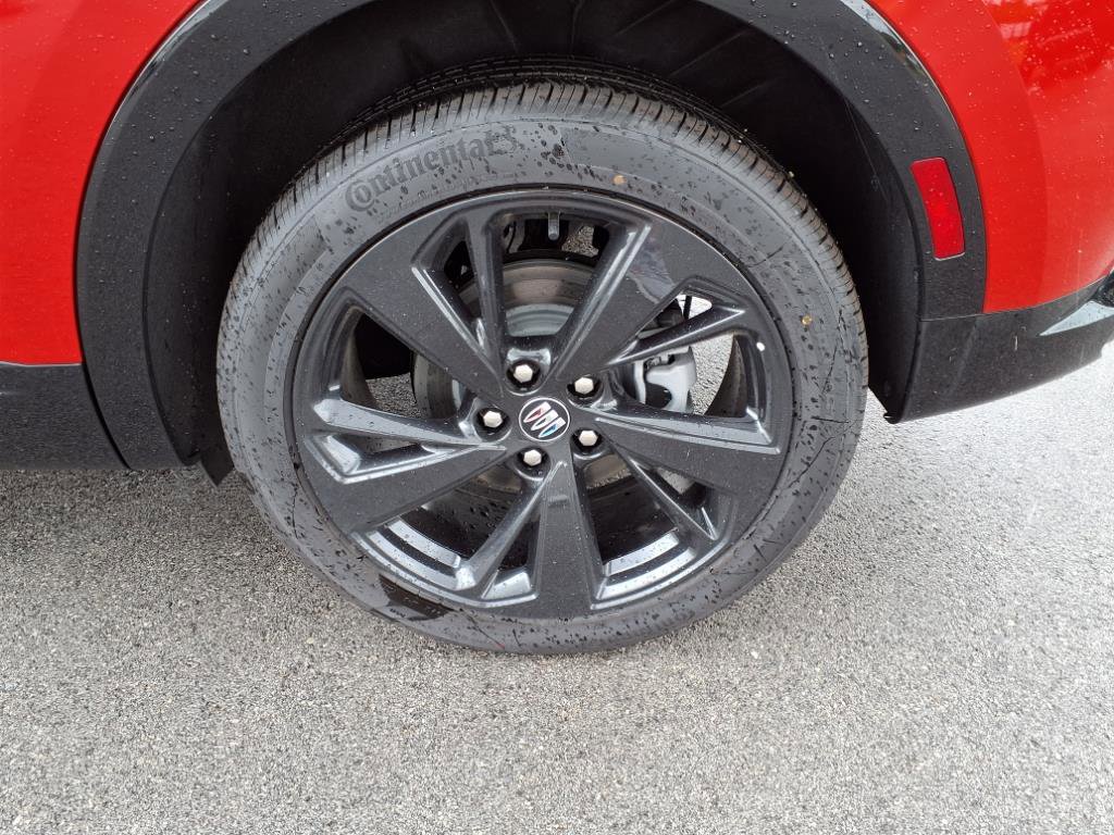 New 2025 Buick Envision Sport Touring image 11