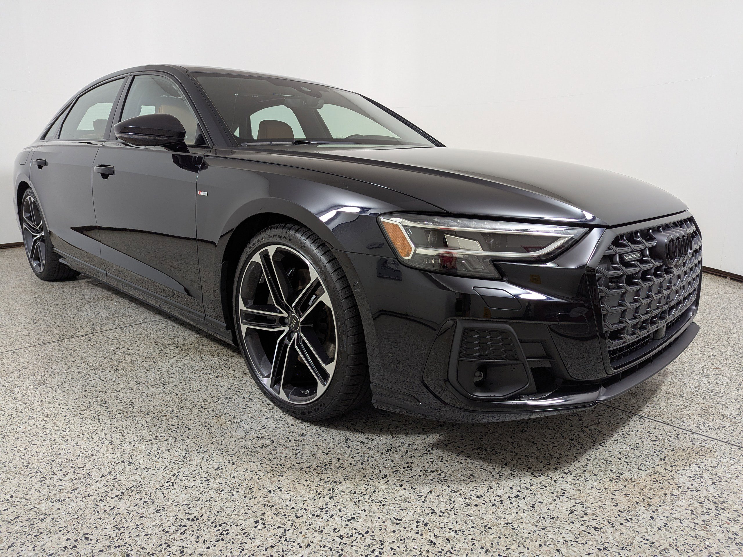 New 2025 Audi A8 L 3.0T image 1