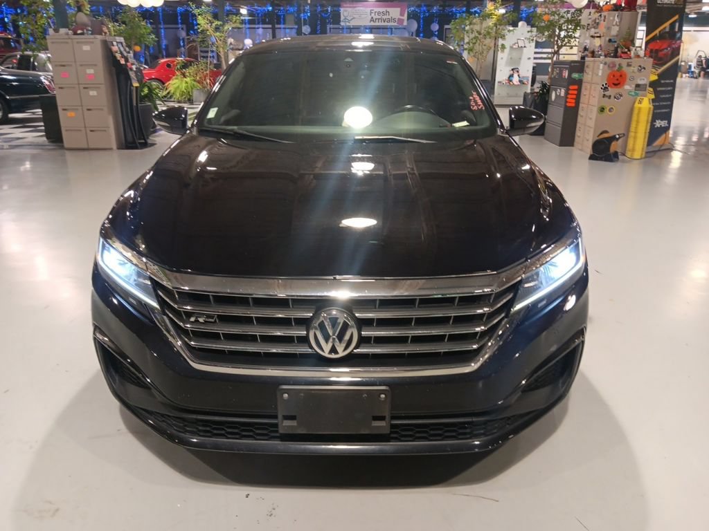 Used 2021 Volkswagen Passat 2.0T R-Line FWD image 9