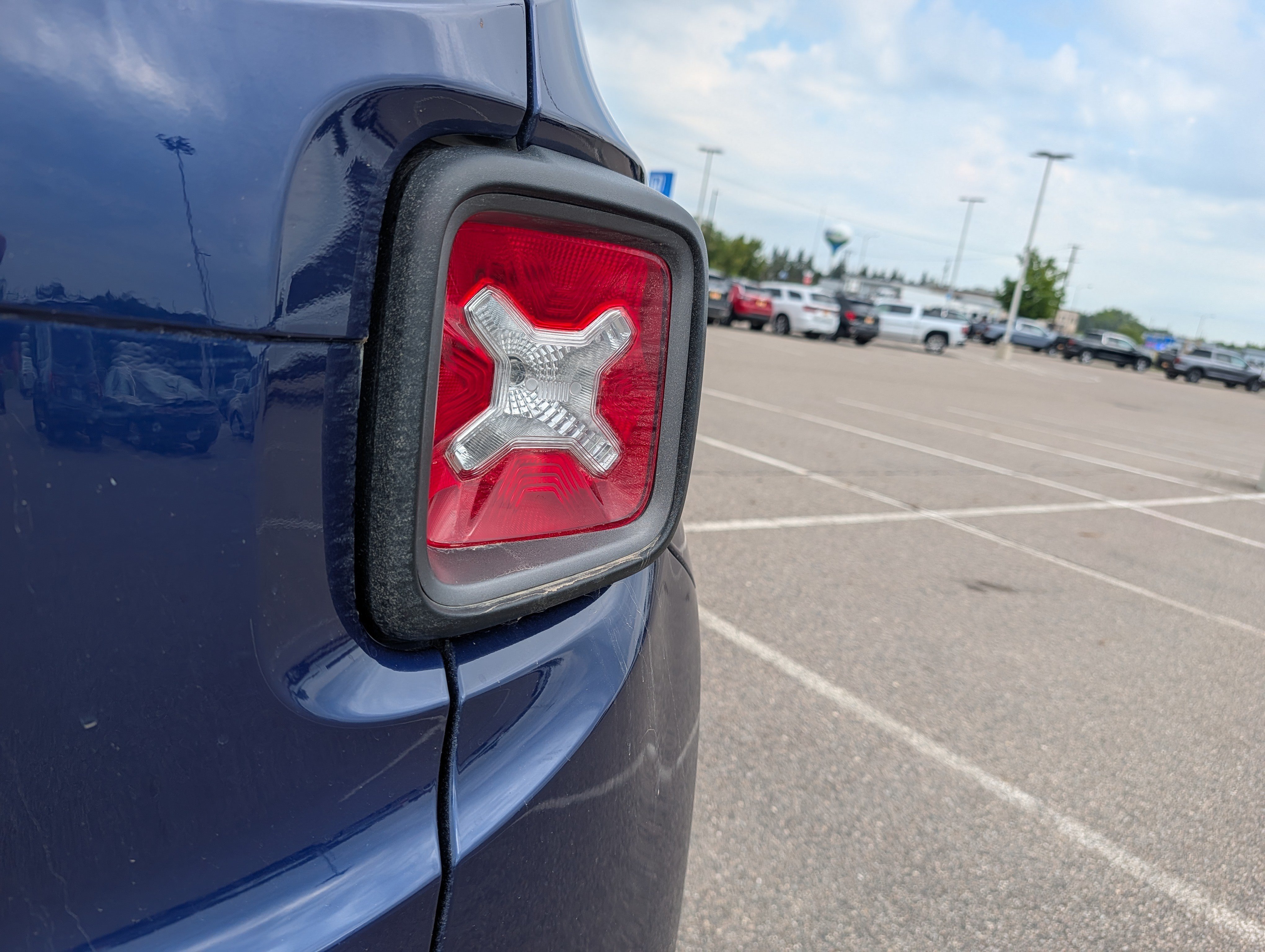 Used 2018 Jeep Renegade Trailhawk w/ Cold Weather Group II AWD/4WD image 5