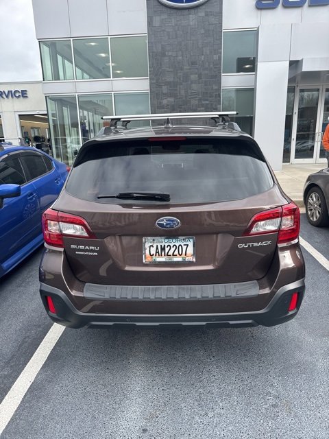 Used 2019 Subaru Outback 2.5i Touring w/ Popular Package #3A image 9