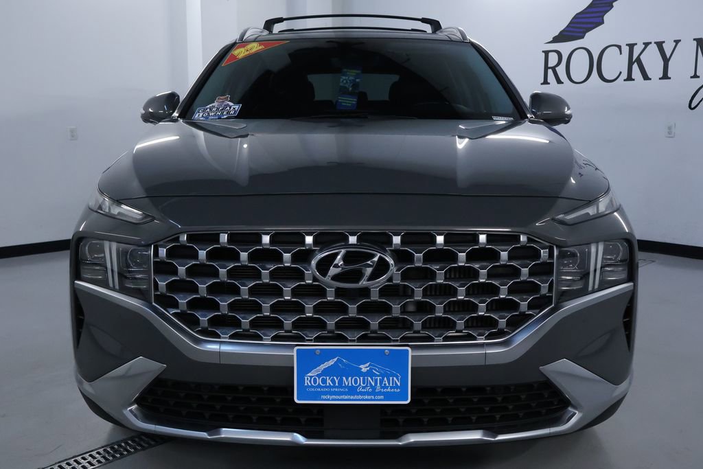 Used 2022 Hyundai Santa Fe Limited image 2