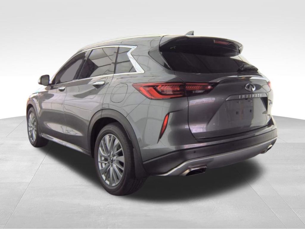Used 2023 INFINITI QX50 Luxe image 10