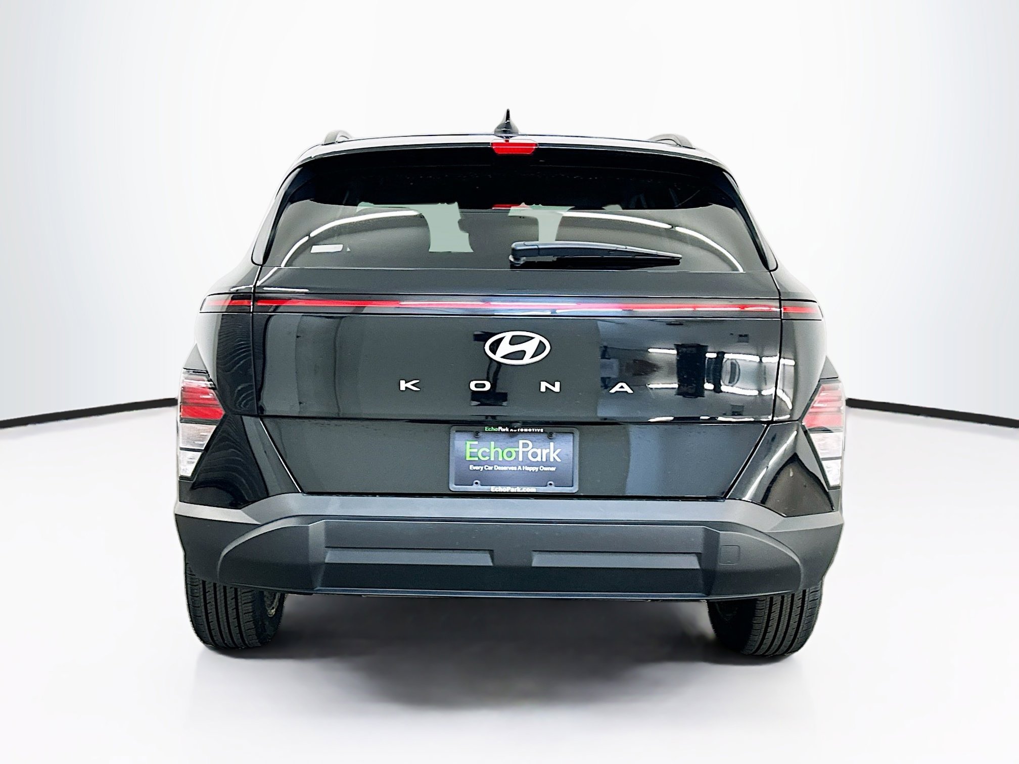 Used 2025 Hyundai Kona SEL image 7