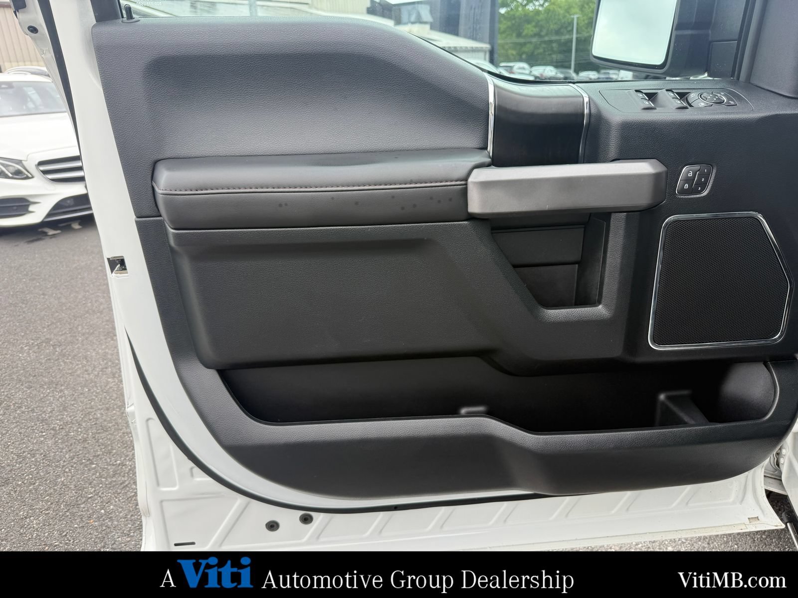 Used 2020 Ford F150 Platinum w/ Equipment Group 701A Luxury AWD/4WD image 16